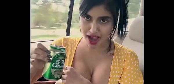  Desi Girl Cleavage | Beer falls on her Boobs